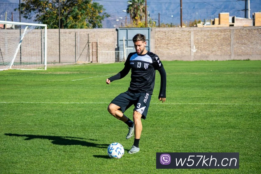 哪里有免费足球直播app助力球迷线观看体育新闻事件解读与赛事实况更新